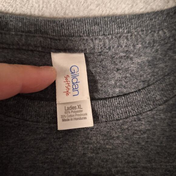 Austin Mahone T-Shirt Women's Junior Size XL Gray Pop Star Music Merchandise - Picture 3 of 6